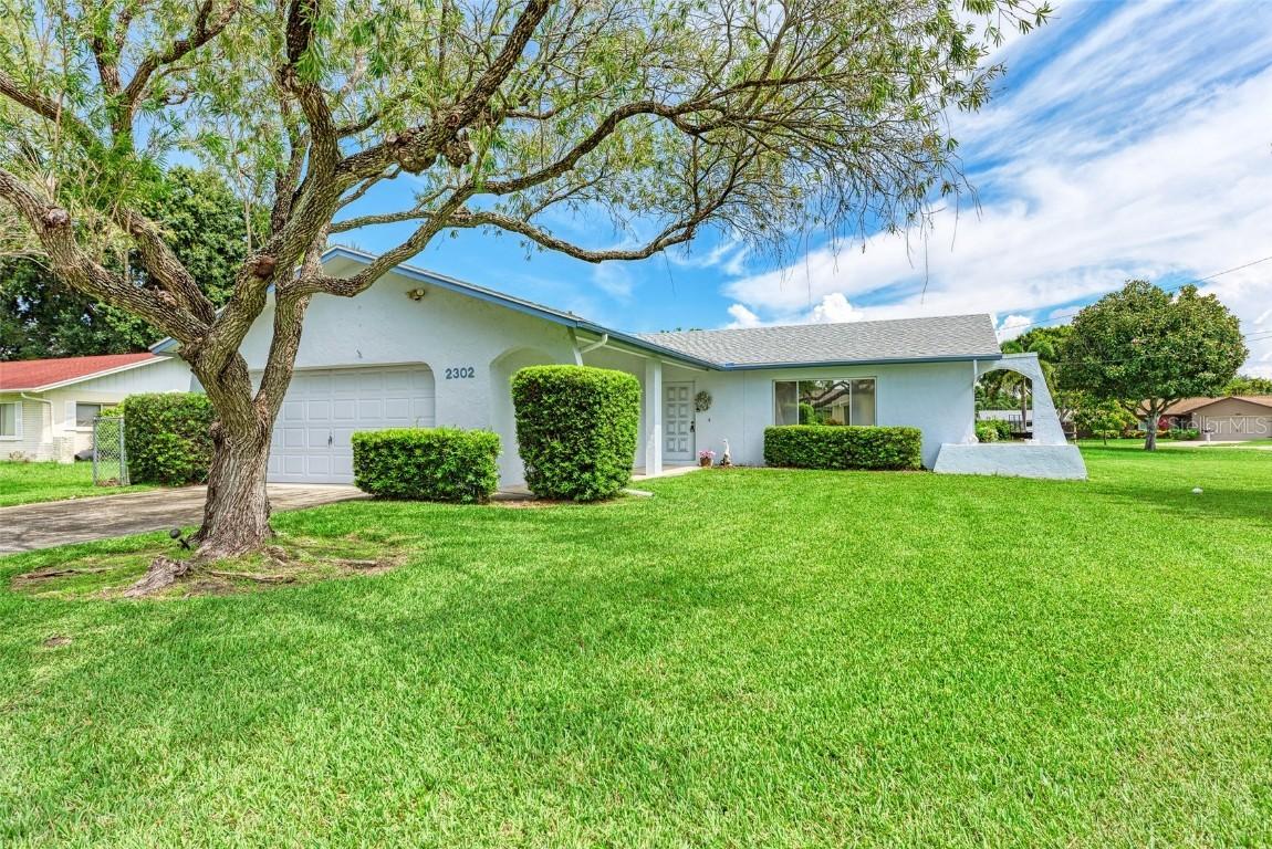 2302 15th St., Palmetto, FL 34221