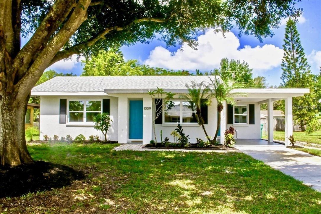 1009 21st Ave., Palmetto, FL 34221