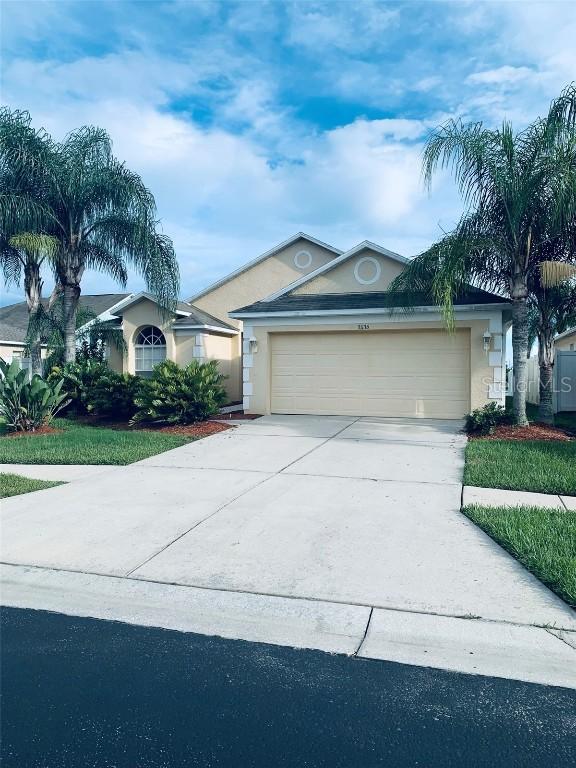 31136 Whinsenton Dr., Wesley Chapel, FL 33543