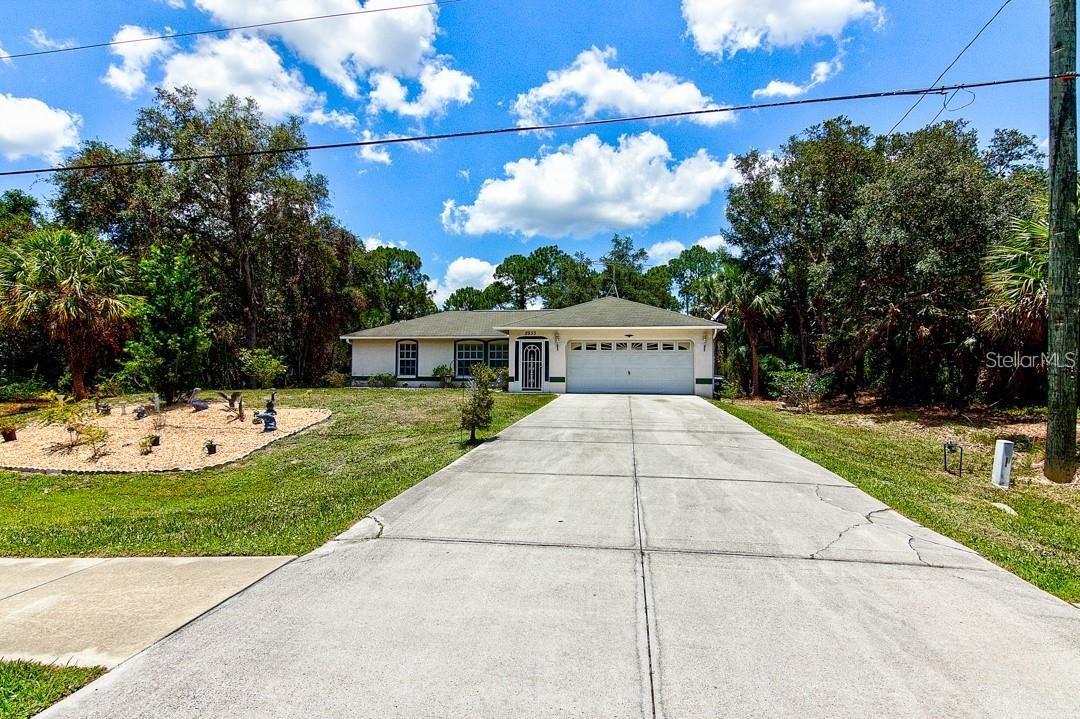 2933 S Chamberlain Blvd., North Port, FL 34286