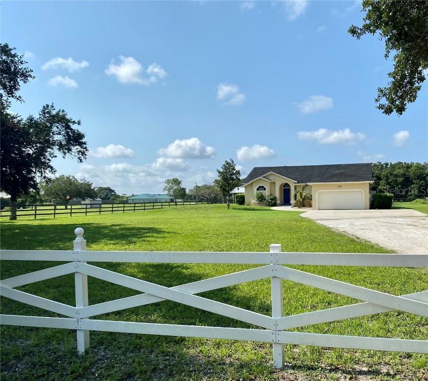 3825 37th St., Palmetto, FL 34221