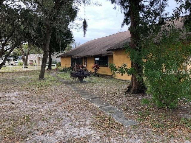 5705 44th Ave., Bradenton, FL 34203