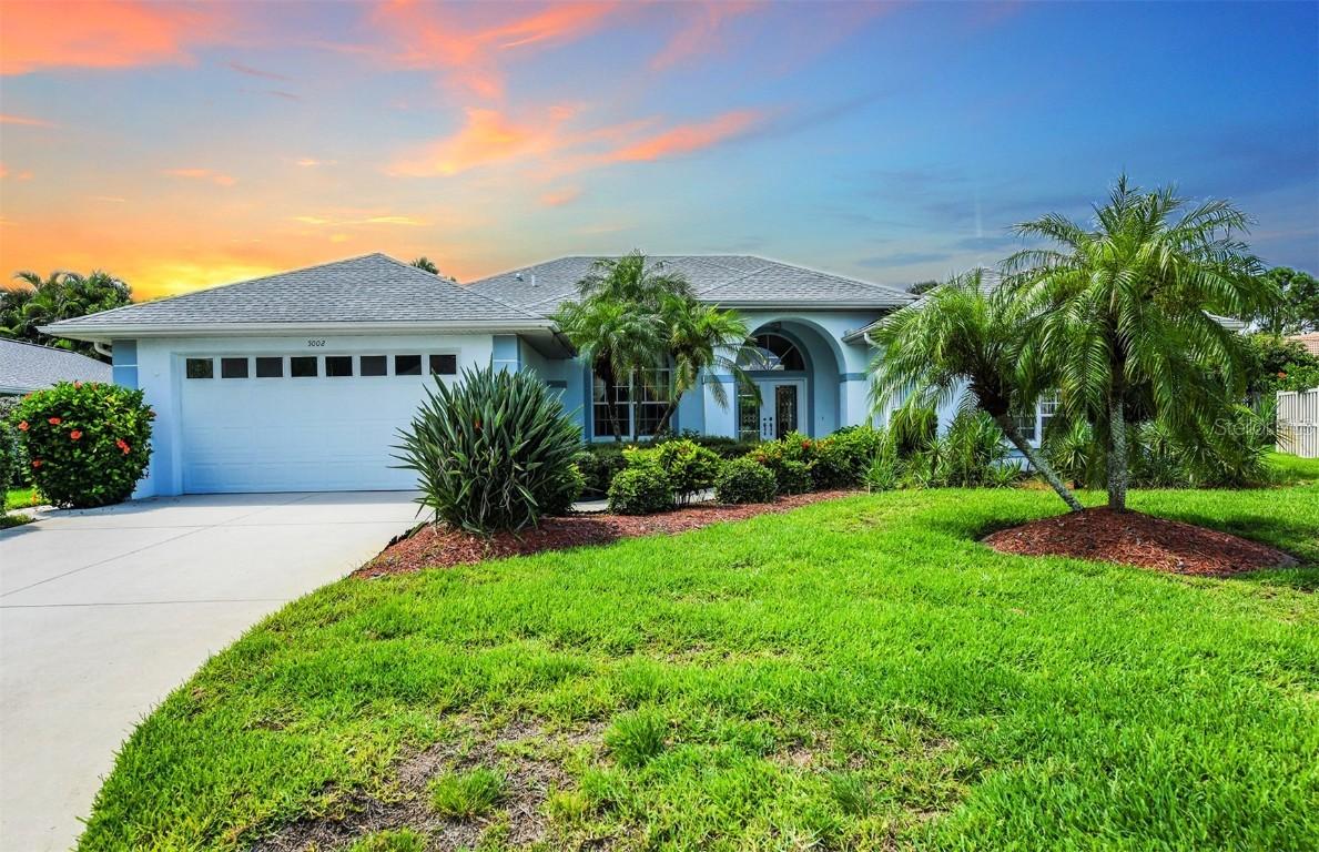 5002 Southern Pine Cir., Venice, FL 34293