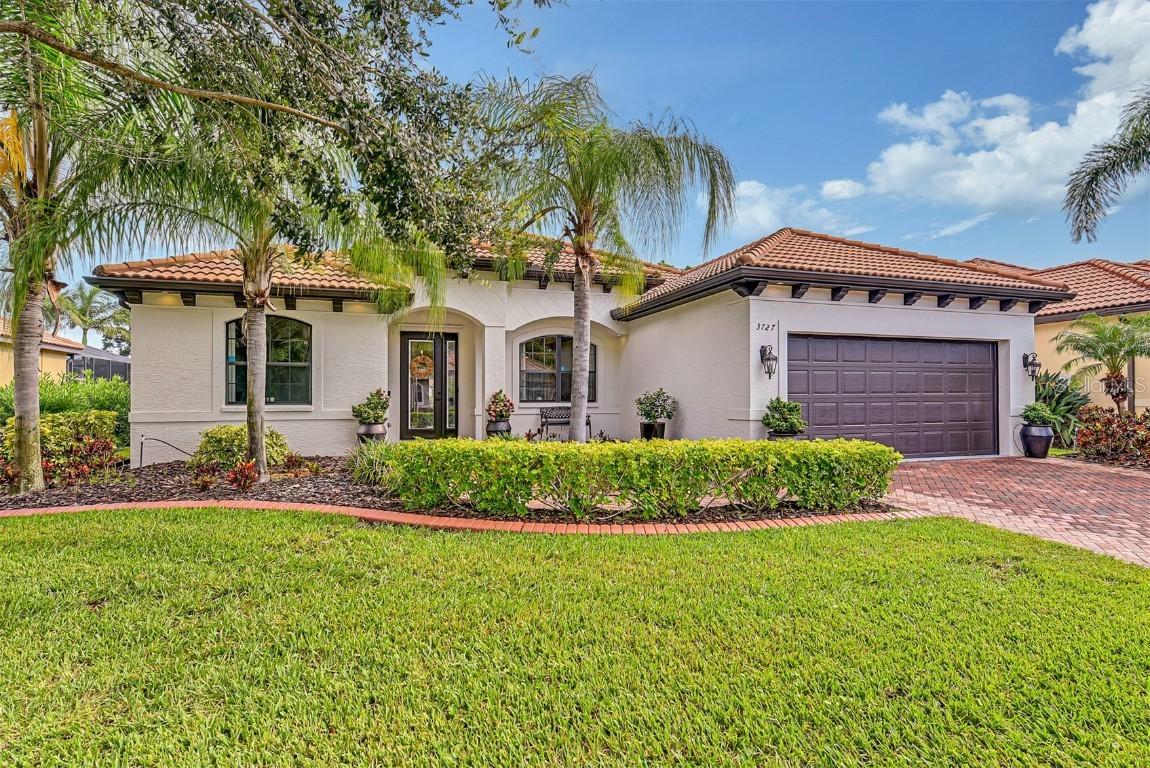 3727 80th Dr., Sarasota, FL 34243