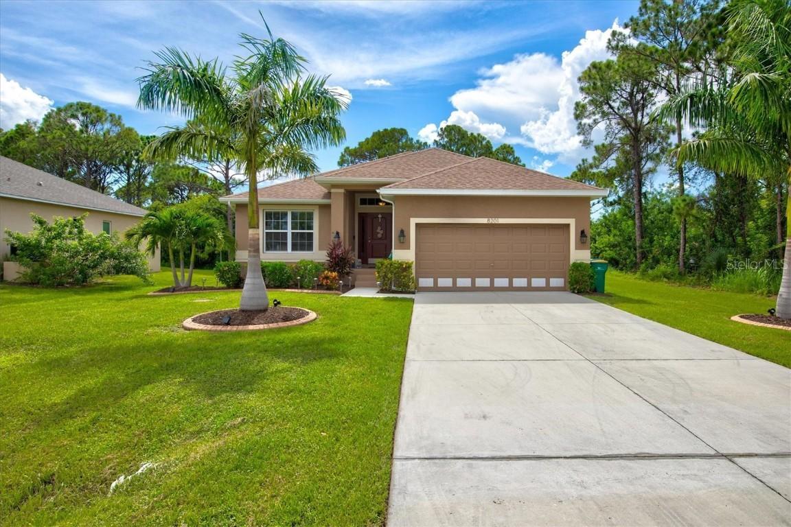 8201 Consul St., Port Charlotte, FL 33981