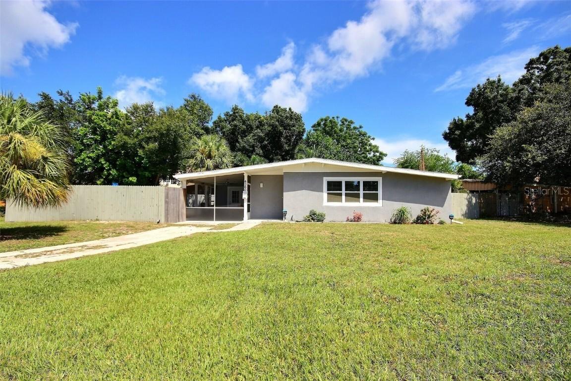 4360 Porpoise Dr., St Petersburg, FL 33705