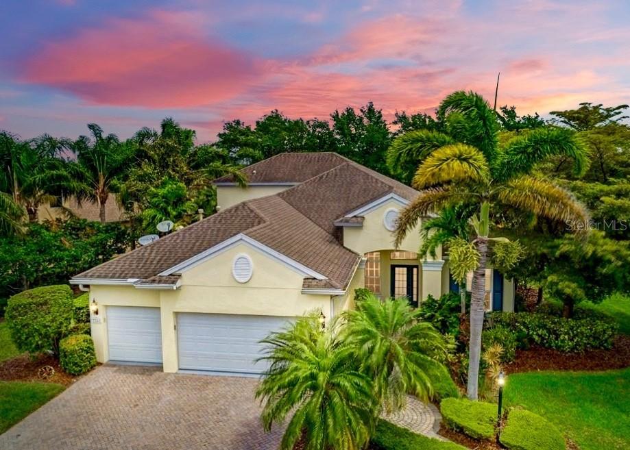 7723 Charleston St., Bradenton, FL 34201