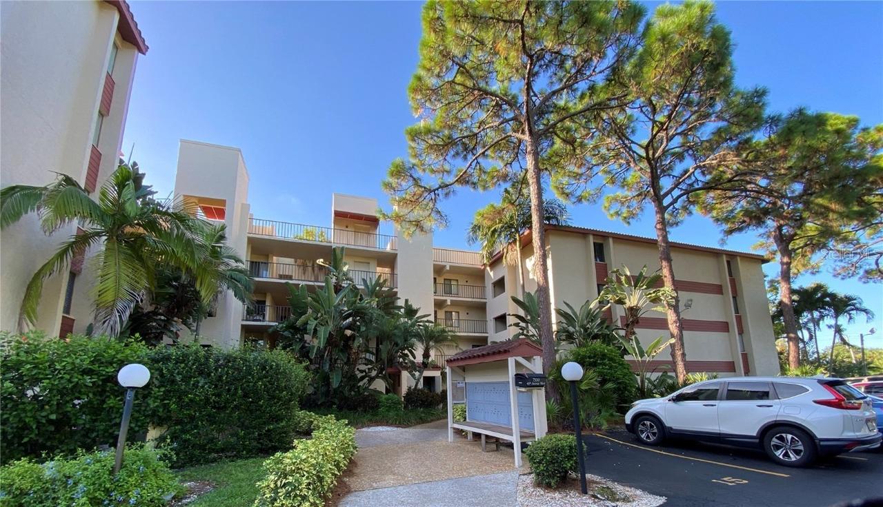 7500 40th Ave. #206, Bradenton, FL 34209