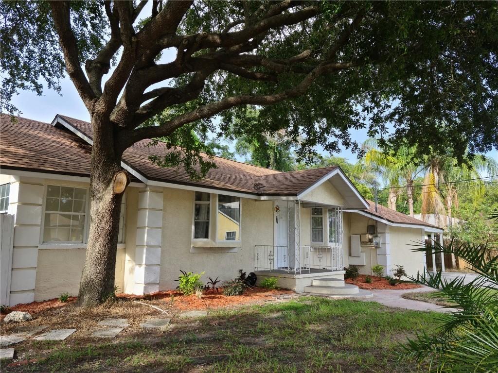 216 12th Ave., Bradenton, FL 34205