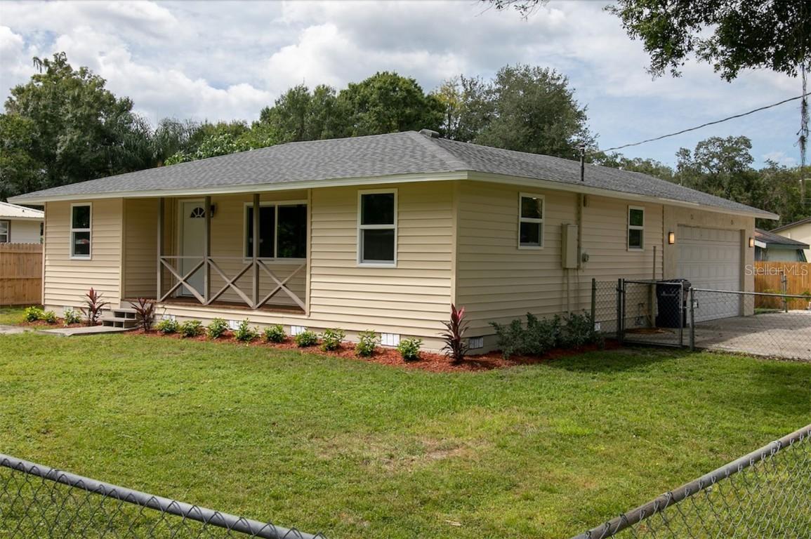 4137 Locust Ave., Sarasota, FL 34234