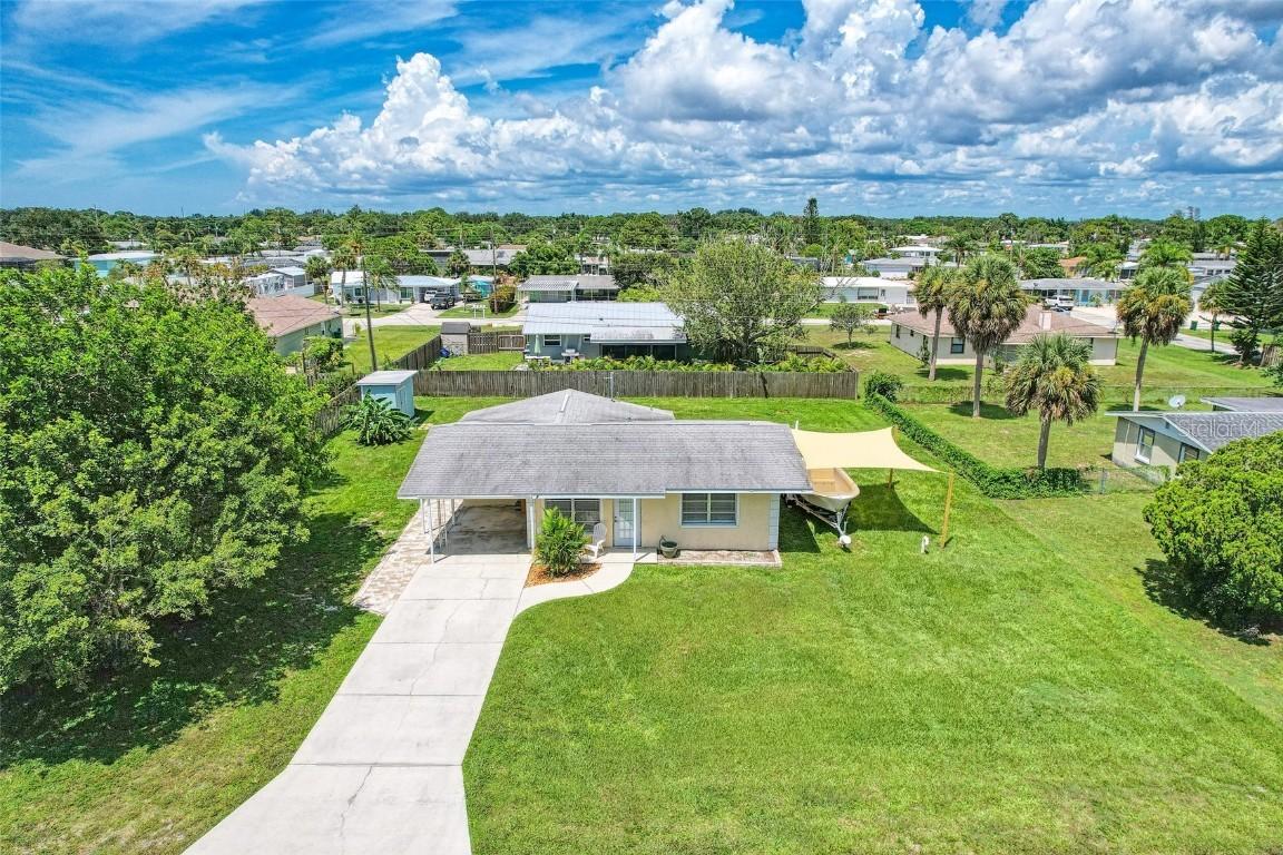 856 E 3rd St., Englewood, FL 34223