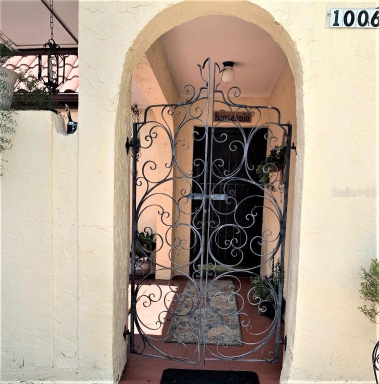 1006 W Faith Cir., Bradenton, FL 34212
