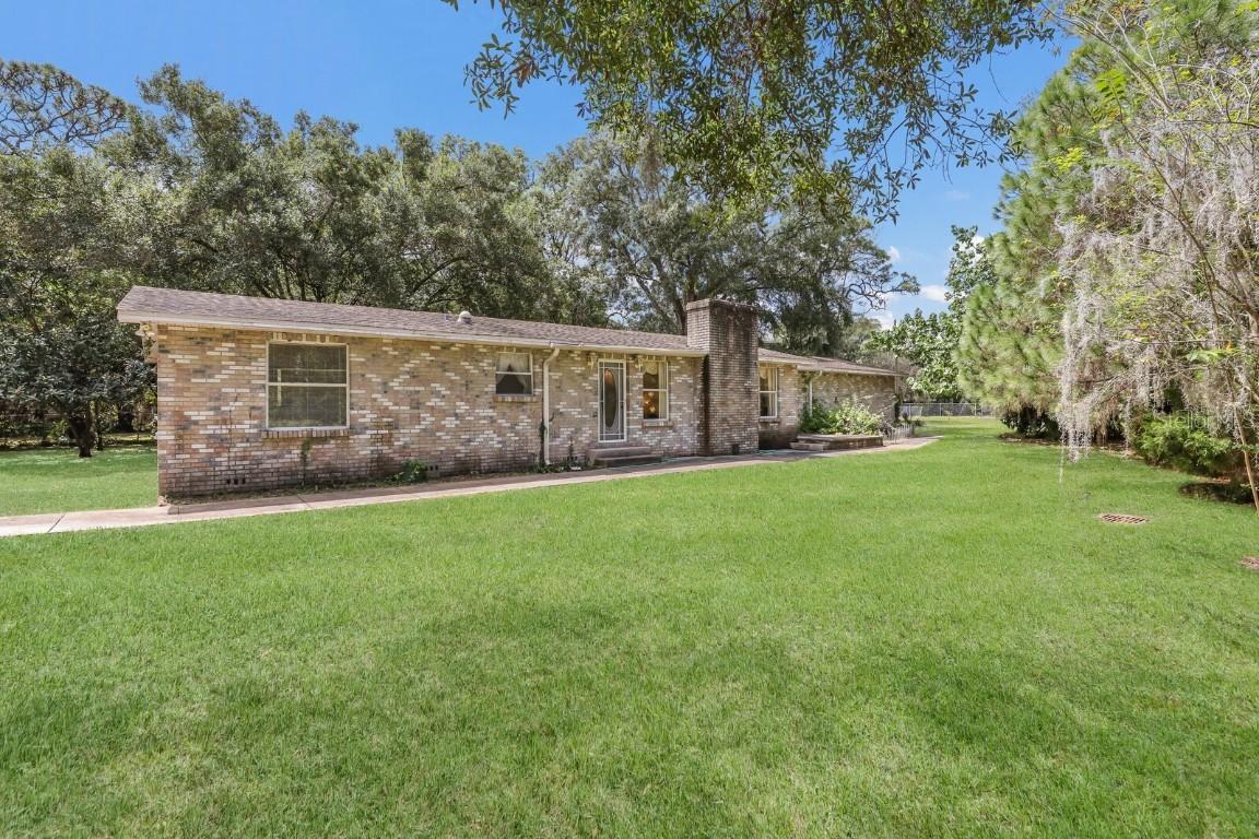 3401 24th St., Bradenton, FL 34205
