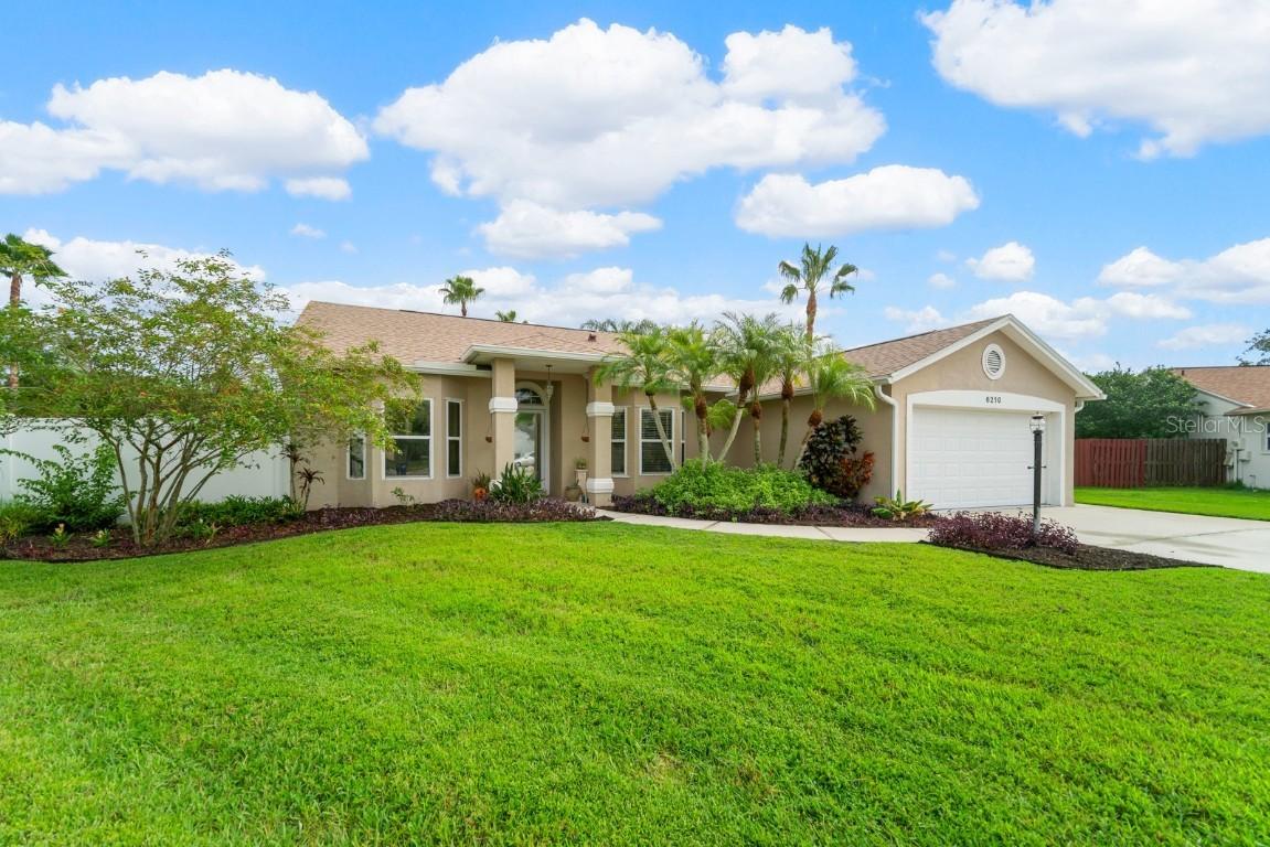 6210 62nd Ter., Palmetto, FL 34221