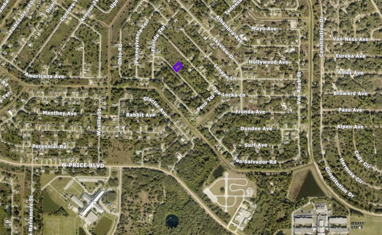 Munsing Ave, North Port, FL 34286