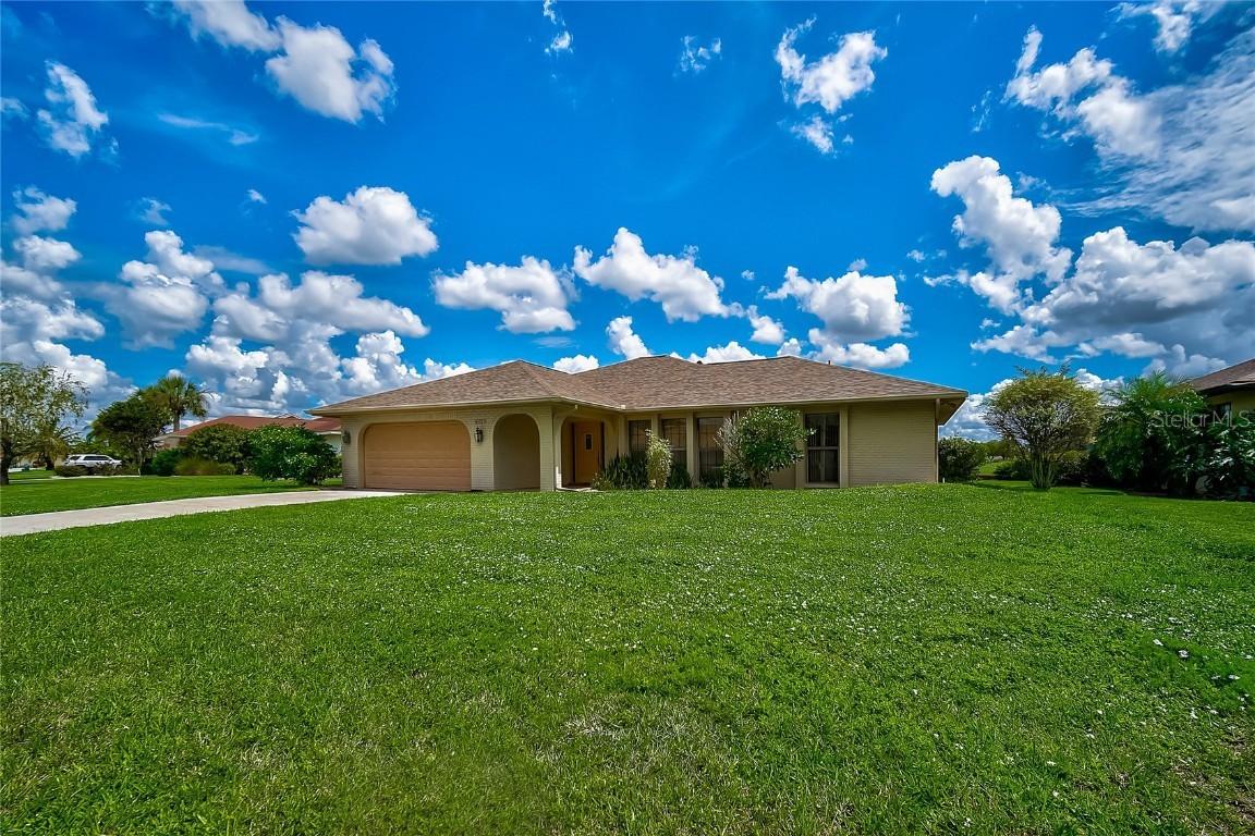 4925 Peridia Blvd., Bradenton, FL 34203