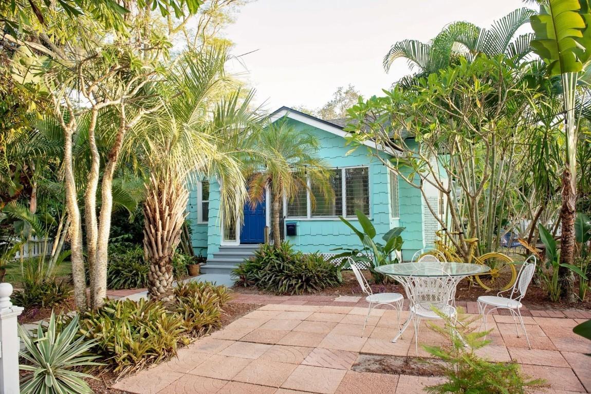 2127 6th Ave., Bradenton, FL 34205