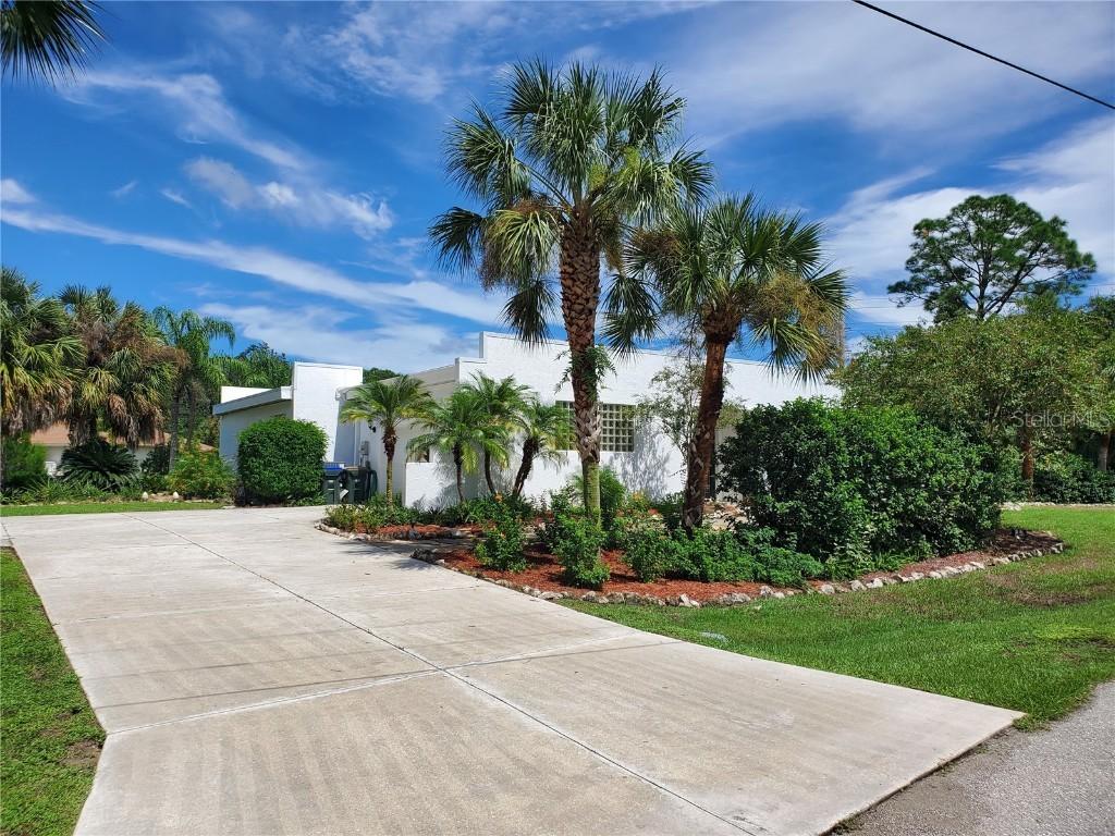 4500 Maddock Cir., North Port, FL 34286