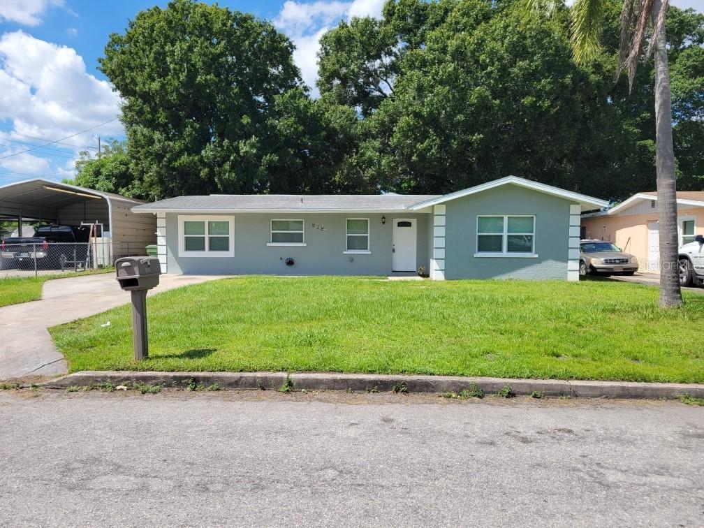 828 17th Street Ct., Bradenton, FL 34208