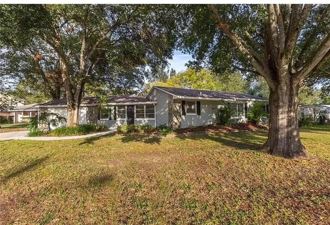5225 20th St., St Petersburg, FL 33714