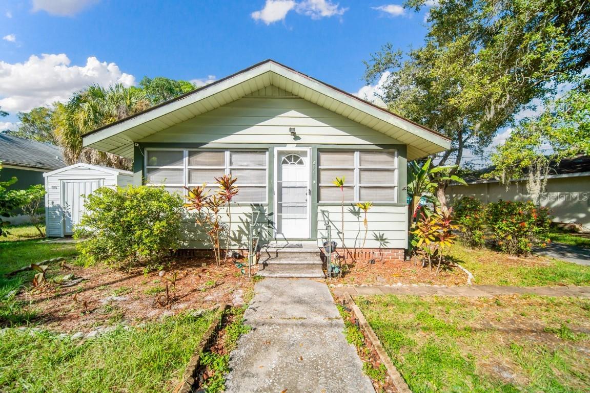 914 17th St., Bradenton, FL 34205