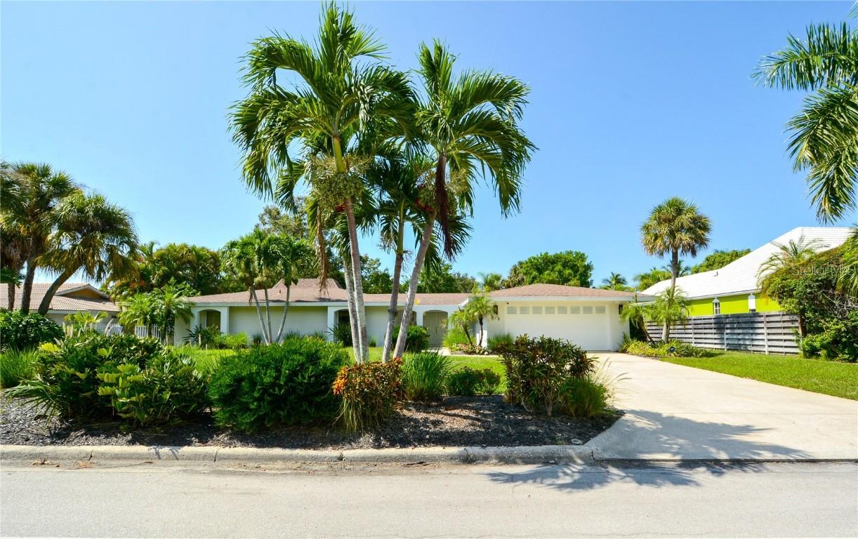 518 Bird Key Dr., Sarasota, FL 34236