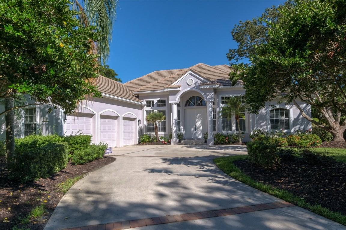 7003 Lancaster Ct., University Park, FL 34201