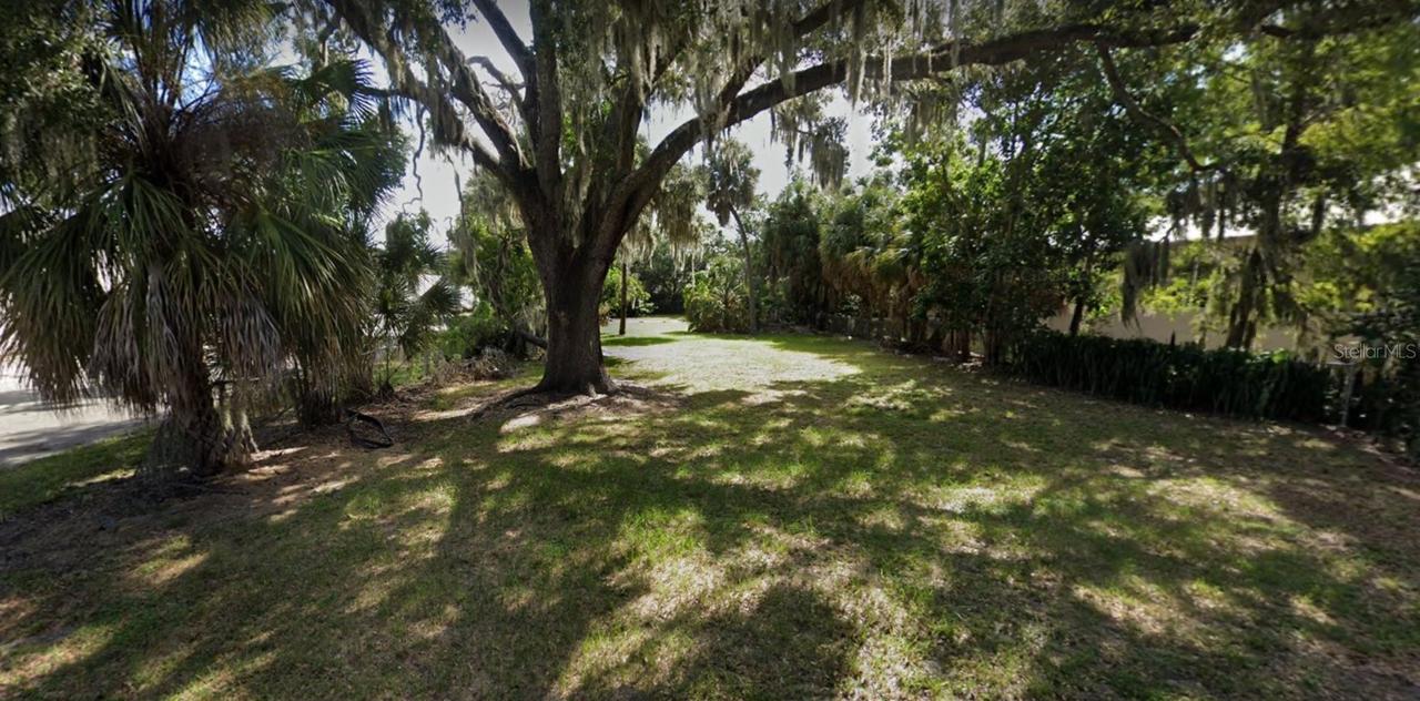 513 7th St., Bradenton, FL 34208