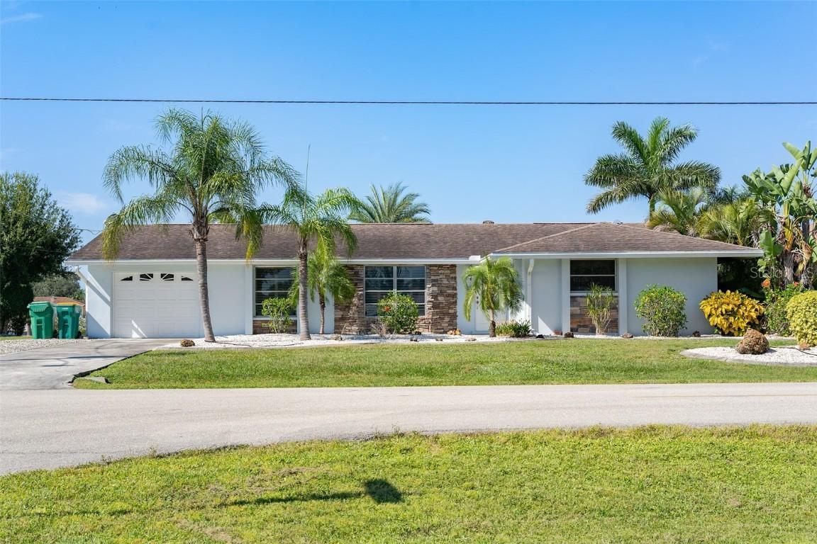 810 Ellicott Cir., Port Charlotte, FL 33952