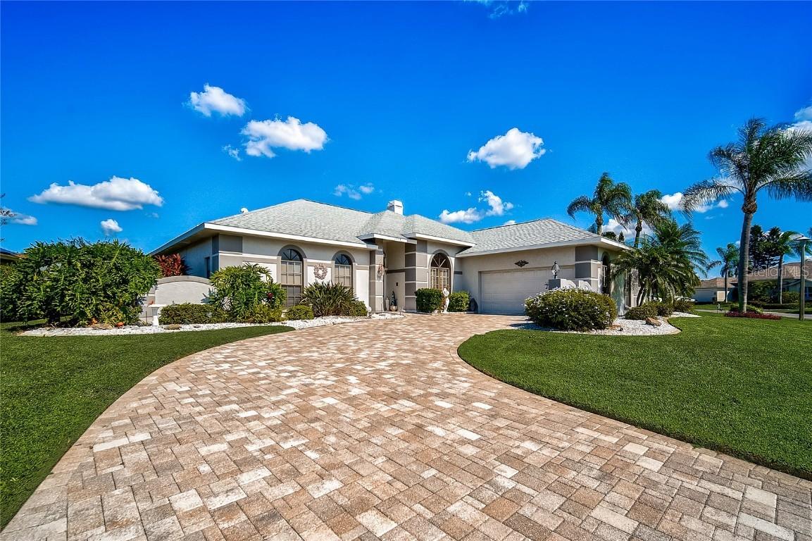 4303 Presidential Avenue Cir., Bradenton, FL 34203