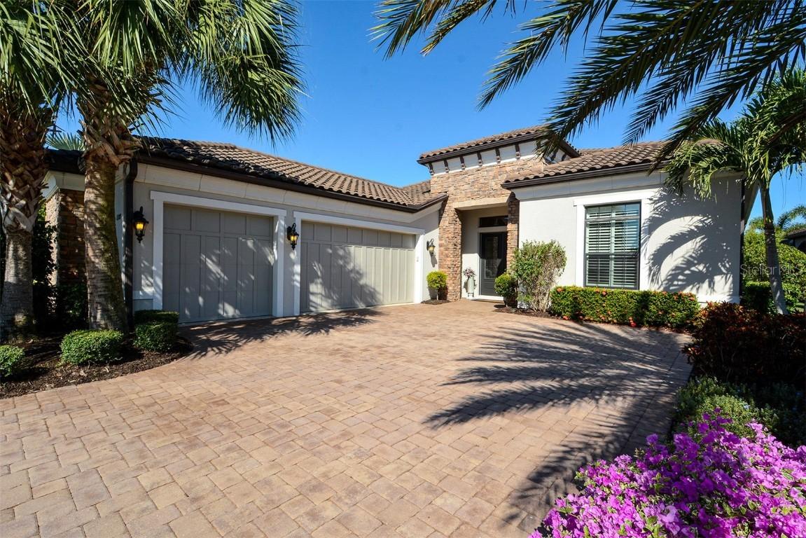 13309 Malachite Dr., Bradenton, FL 34211