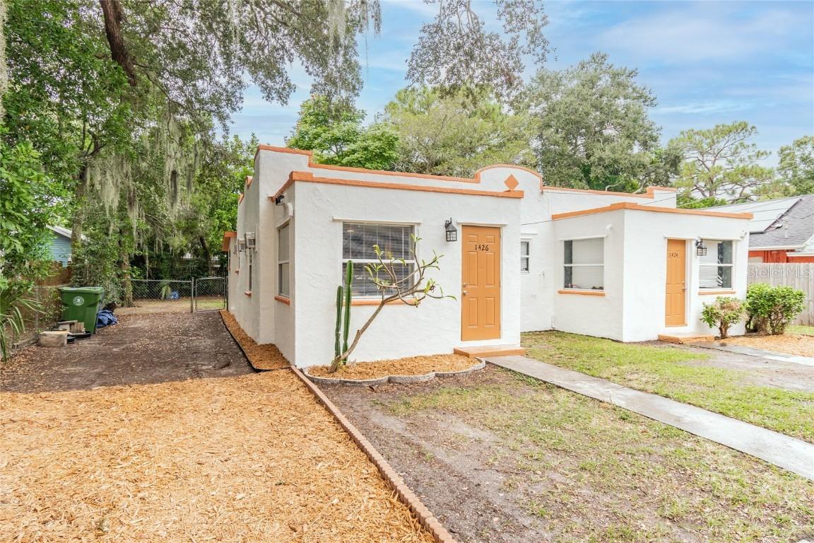 1424 10th St., Bradenton, FL 34205
