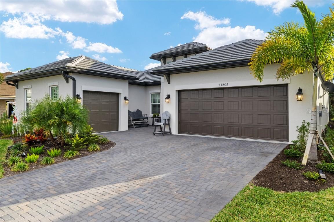 11305 Montserrat Dr., Venice, FL 34293