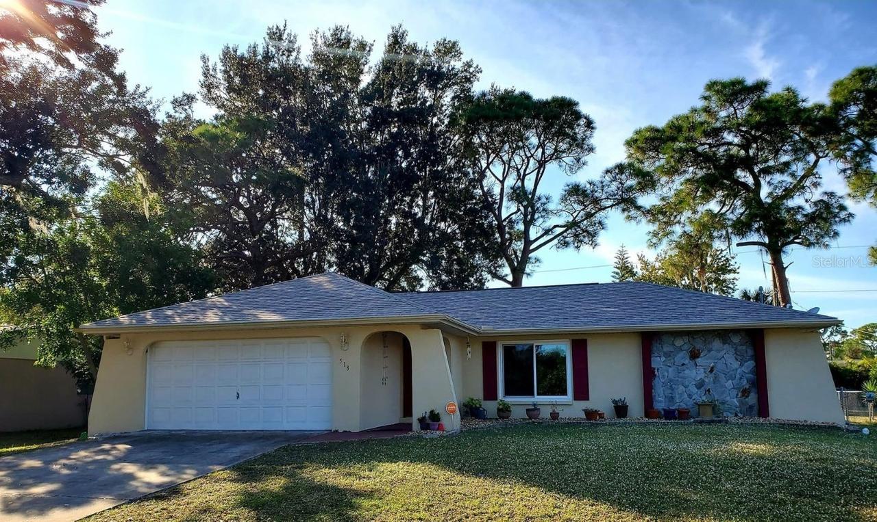 518 Ridgewood St., Port Charlotte, FL 33952