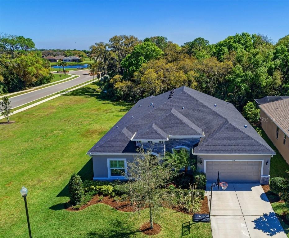 858 Rosemary Cir., Bradenton, FL 34212