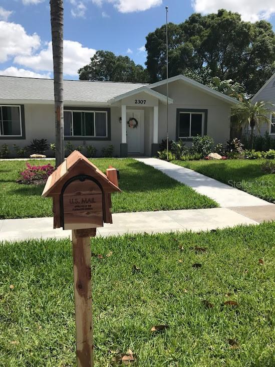 2307 18th Ave., Bradenton, FL 34205