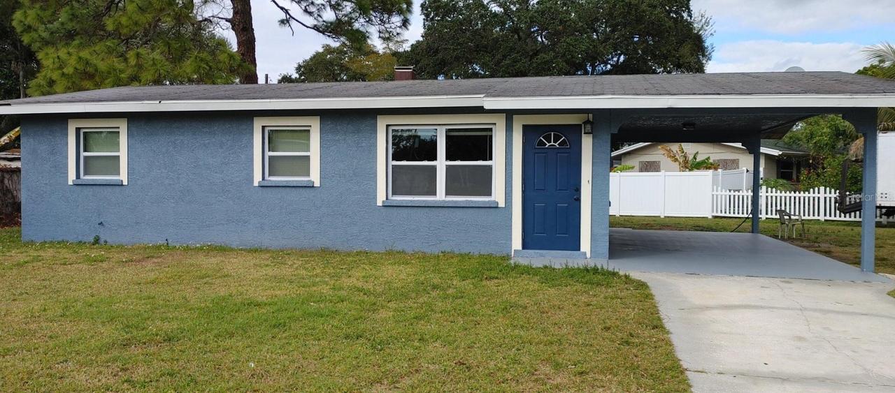1515 8th Ave., Bradenton, FL 34208