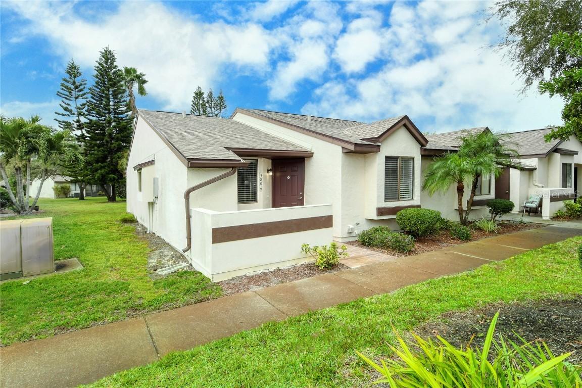 3806 59th Street Dr., Bradenton, FL 34209