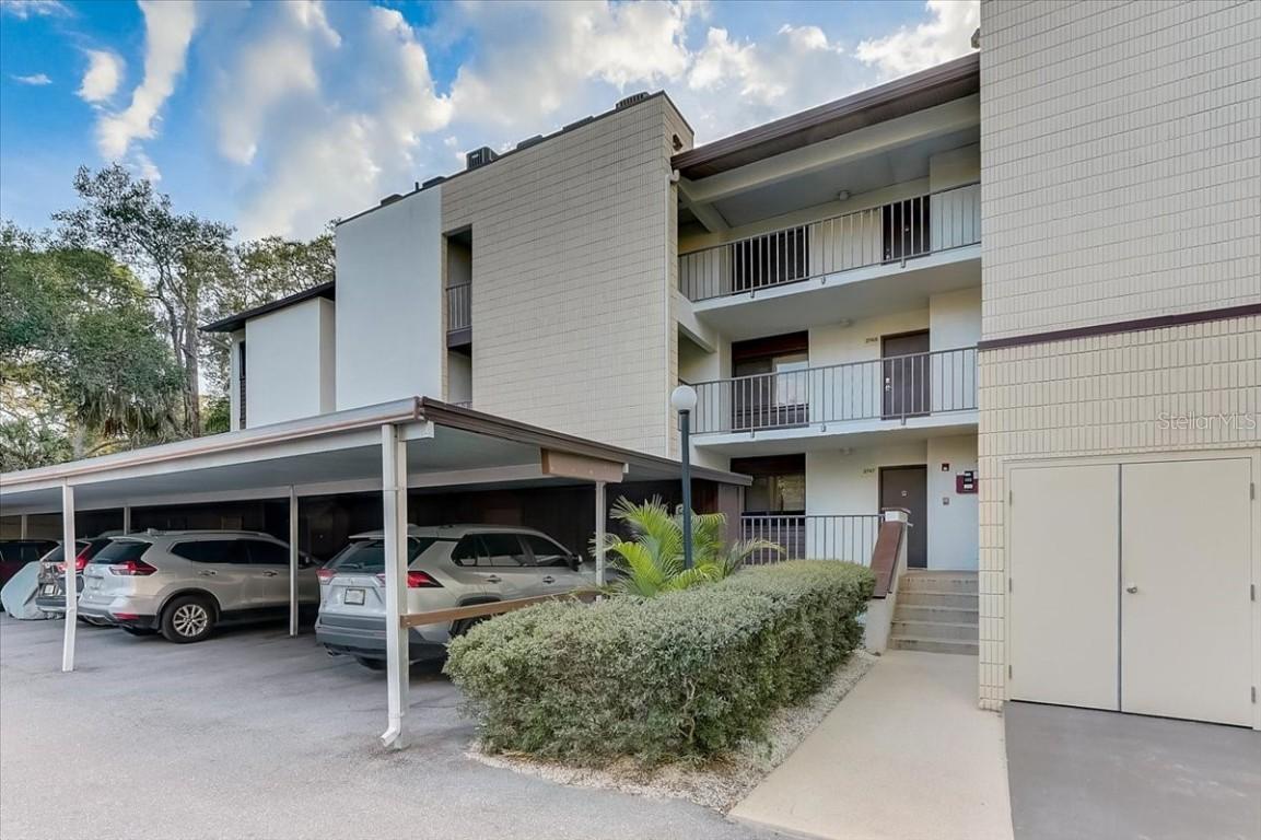 2745 Orchid Oaks Dr. #201AZA, Sarasota, FL 34239