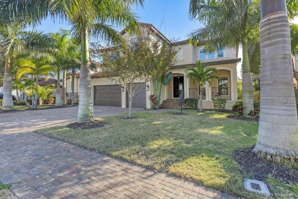5520 Title Row Dr., Bradenton, FL 34210
