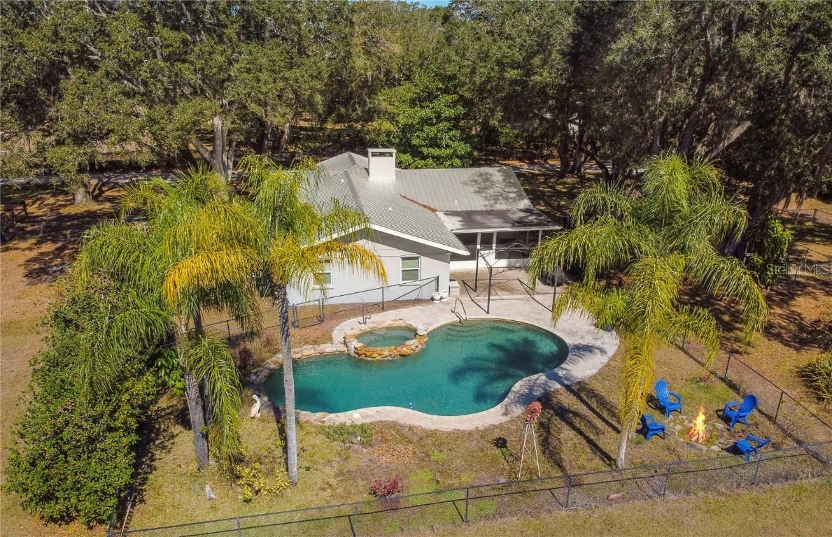 7319 36th Ave., Bradenton, FL 34208