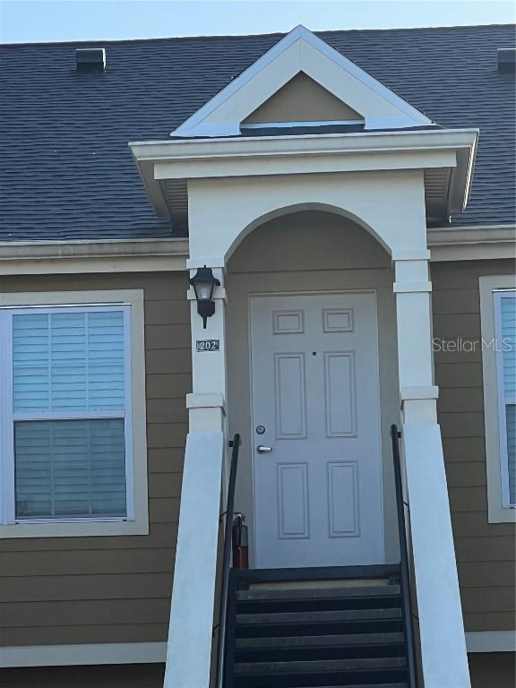 5651 Bidwell Pkwy. #202, Sarasota, FL 34233