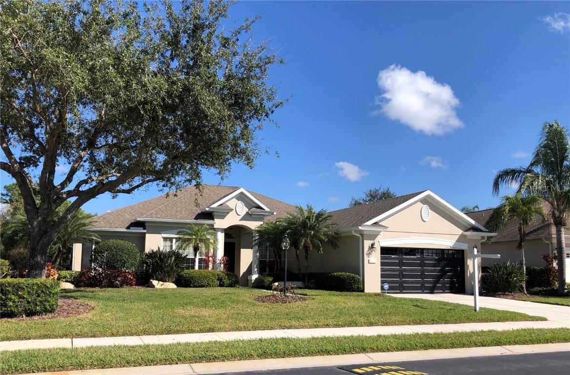8207 Planters Knoll Ter., Bradenton, FL 34201