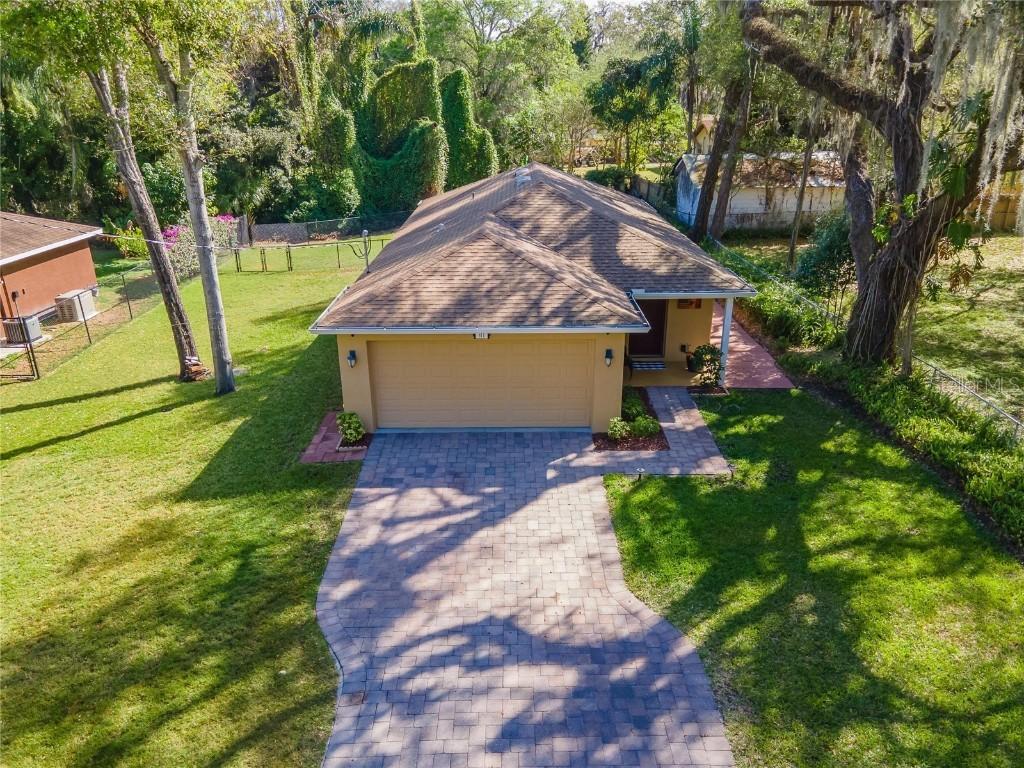 311 17th St., Bradenton, FL 34208