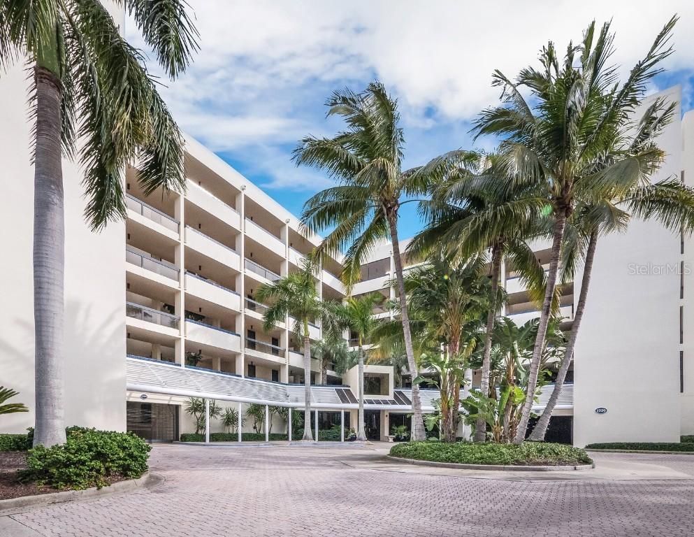 1930 Harbourside Dr. #135, Longboat Key, FL 34228