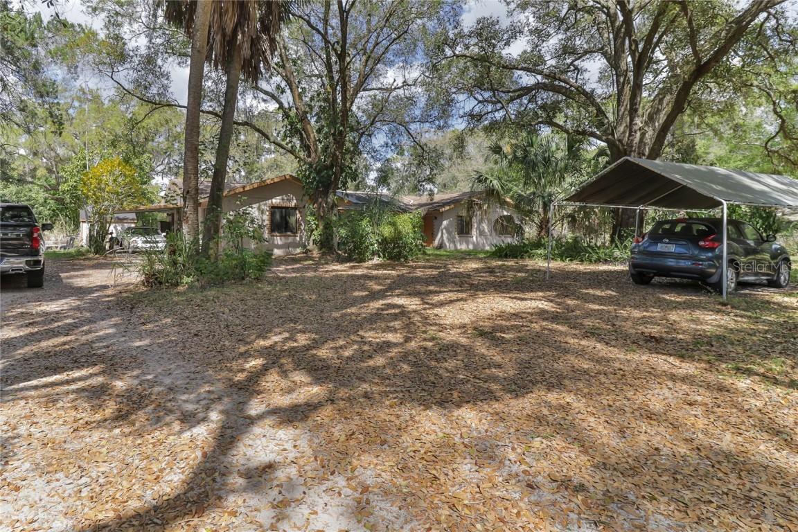 2315 30th Ave., Bradenton, FL 34208
