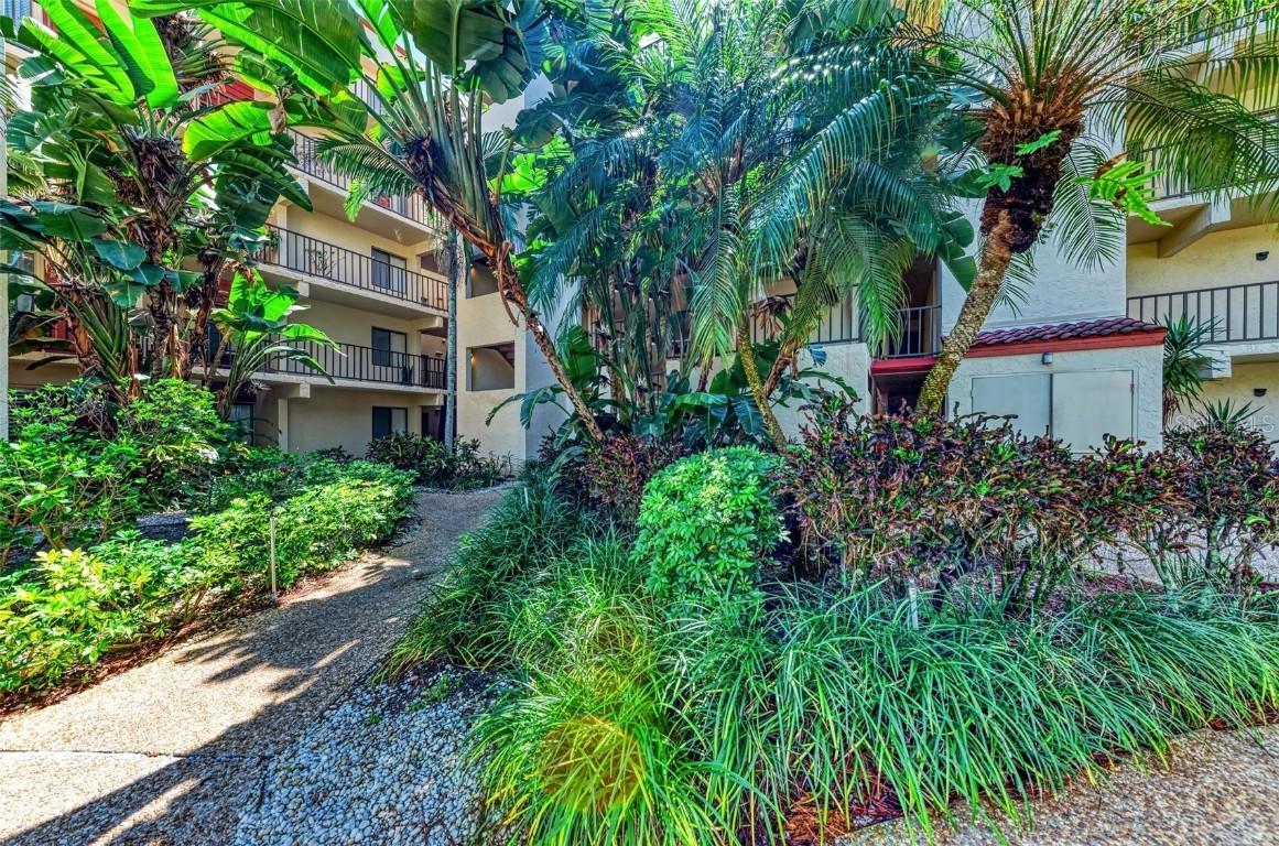 7500 40th Ave. #304, Bradenton, FL 34209