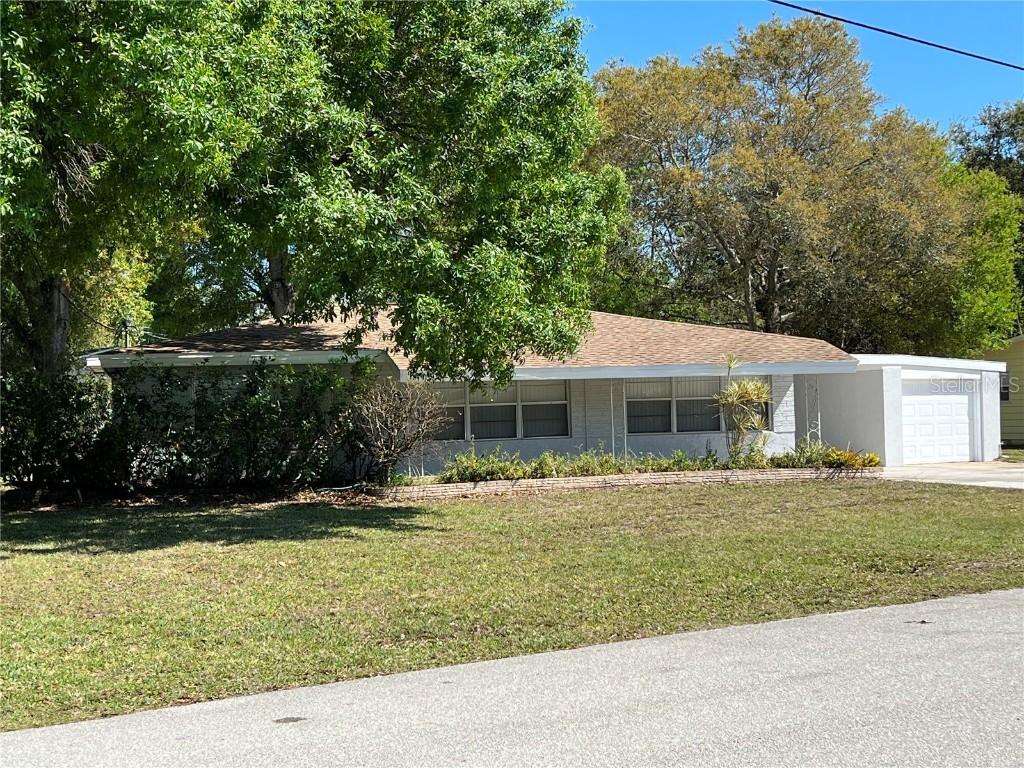 3605 Belmont Blvd., Sarasota, FL 34232