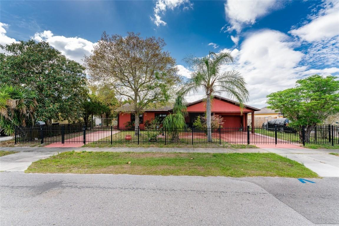 3301 Gatun St., North Port, FL 34287