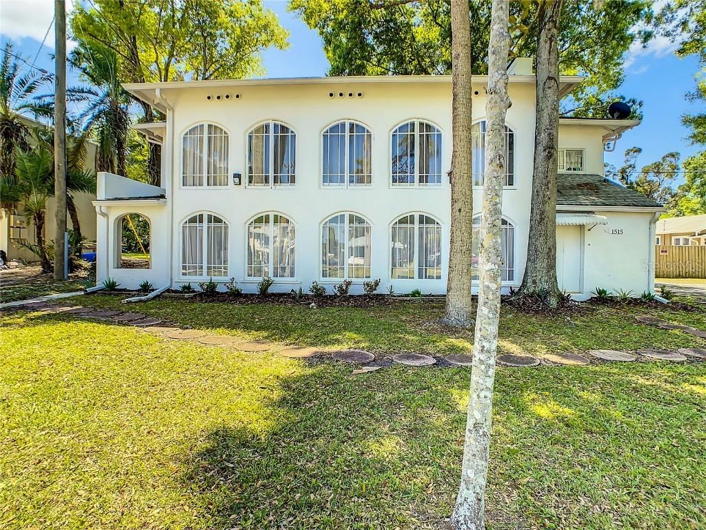 1515 7th Ave., Bradenton, FL 34205